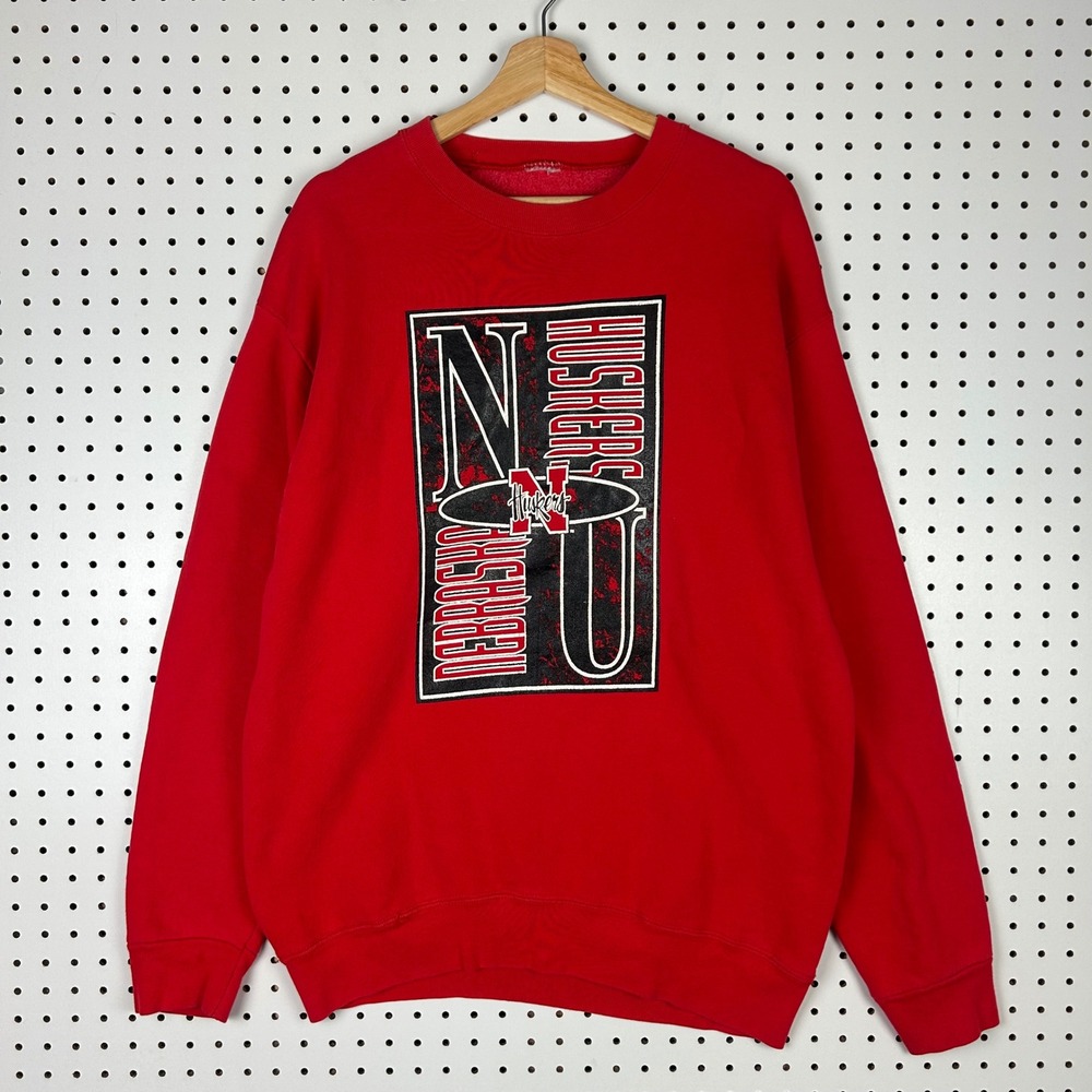 Nebraska Huskers Sweatshirt Large Red Graphic Pullover Crewneck 90s Vintage Knit